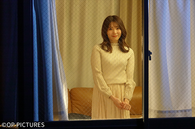 隣の美熟女　姉弟と戯れて
